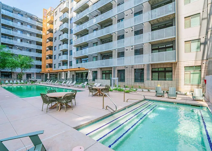 2br Near Dt With Balcony Gym Pool Parking Wd