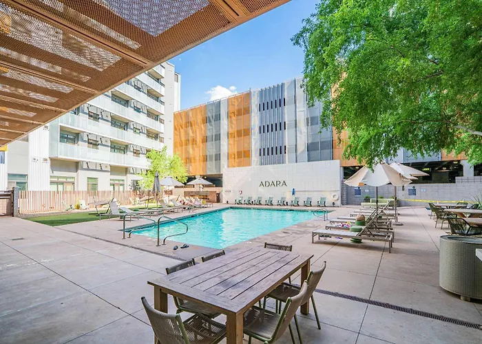 2br Near Dt With Balcony Gym Pool Parking Wd Apartment